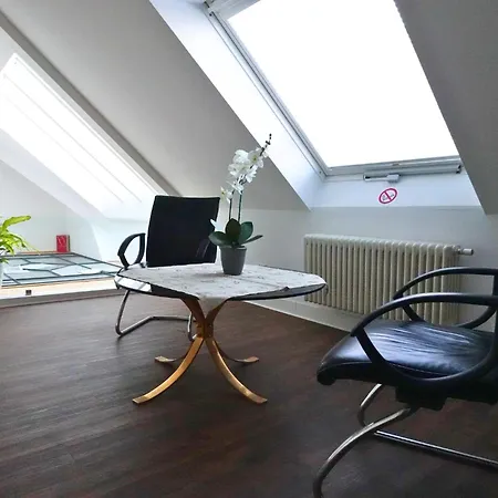 Quadrate Z4 Denkmalschutz אכסניה *